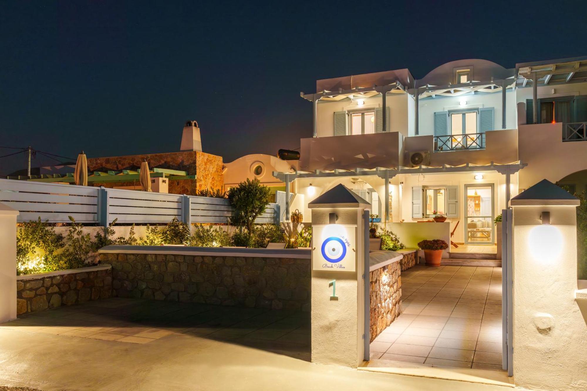 Blue Eyes Beach Villas โมโนลิธอส ภายนอก รูปภาพ
